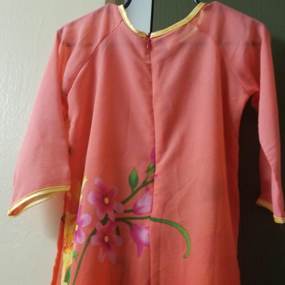 Dress - Picture 6 of 7
